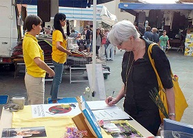 Image for article Le Falun Gong attire l'attention lors d'événements communautaires en Italie (Photos)