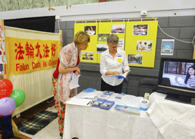 Image for article « Les gens peuvent sentir votre compassion » - Le Falun Gong au Festival de la santé en Nouvelle-Zélande