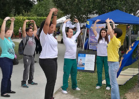 Image for article Miami, Floride : Les pratiquants célèbrent le Falun Dafa au Festival de la culture asiatique