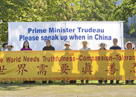 Image for article Le Premier ministre canadien entend la voix du peuple canadien l'exhortant à aider le Falun Gong pendant sa visite en Chine