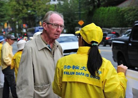 Image for article Activités récentes du Falun Gong : « Je suis heureux d'apprendre enfin la vraie histoire »