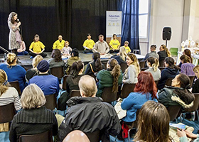 Image for article Suède : Le Falun Dafa a été bien apprécié à l'Expo Harmoni