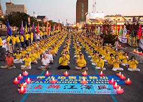 Image for article New York : Un rassemblement et une veillée aux chandelles pour demander de mettre fin à la persécution du Falun Gong