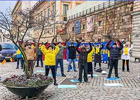 Image for article Stockholm, Suède : « Le Falun Dafa m'apporte de la chaleur et de l'énergie »