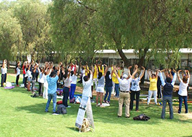 Image for article Mexico : Présenter le Falun Gong aux étudiants et aux professeurs de l'Université