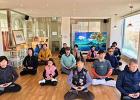 Image for article Corée du Sud : De nouveaux pratiquants sont témoins du pouvoir du Falun Gong lors d'un atelier gratuit