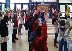 Image for article Argentine : Les enfants en difficulté à l'école s'améliorent grâce à la méditation du Falun Gong