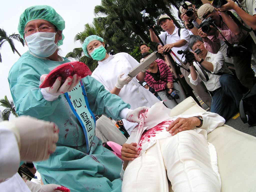 Image for article AZ Business Magazine : « Comment les prélèvements forcés d'organes en Chine affectent les États-Unis »