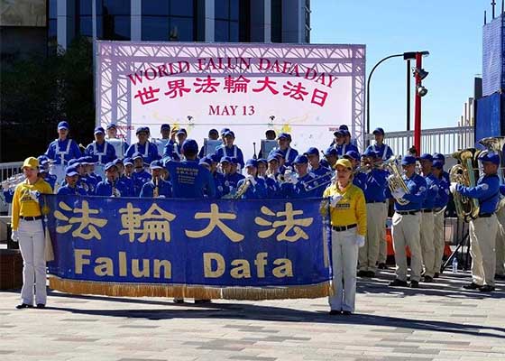 Image for article Les pratiquants de toute l'Australie célèbrent la Journée du Falun Dafa