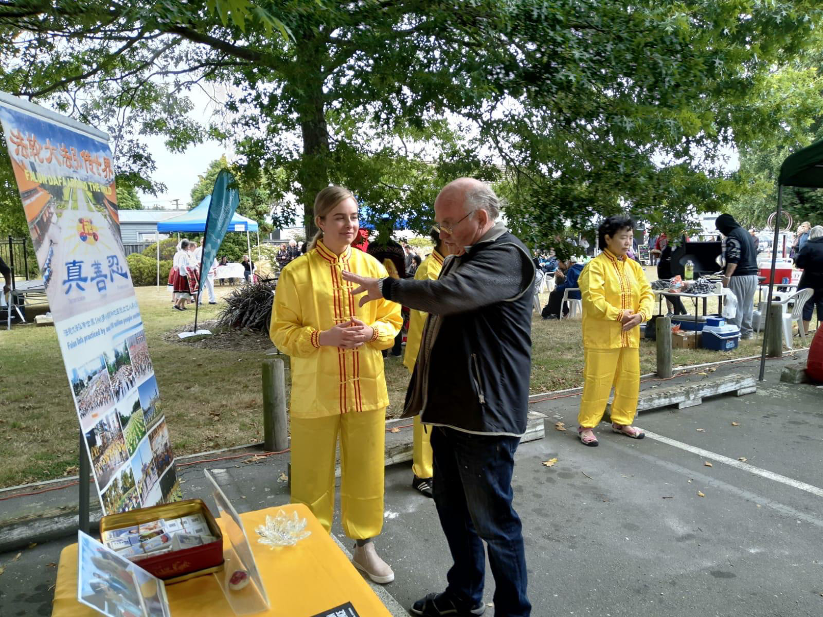 Image for article Nouvelle-Zélande : Promotion du Falun Dafa lors d'un événement culturel à Christchurch