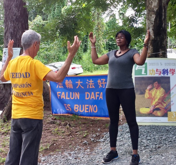 Image for article Porto Rico : Le Falun Dafa au Festival pour enfants de San Sebastian