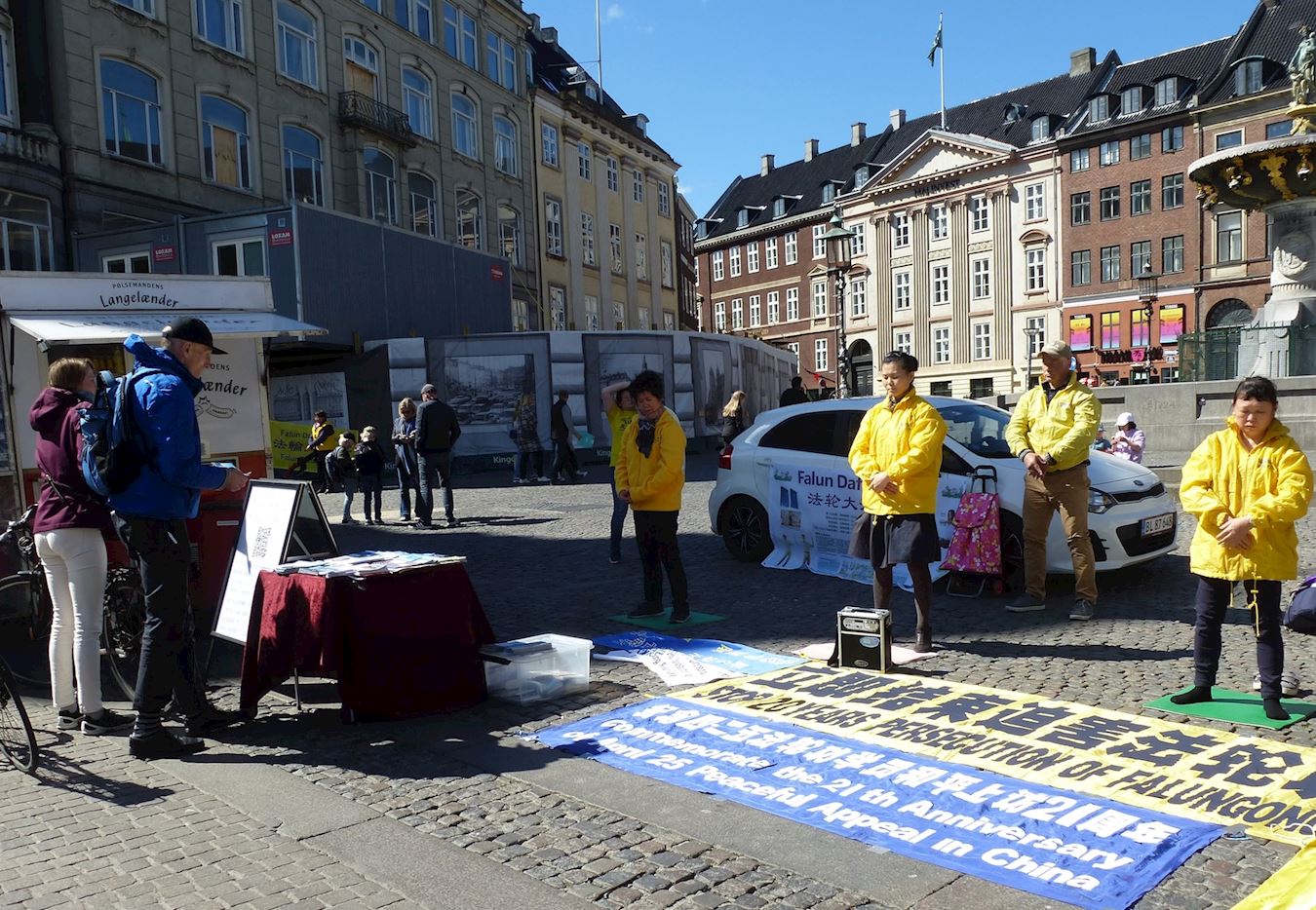 Image for article Les pratiquants de Falun Gong du Danemark commémorent l’Appel pacifique du 25 avril 1999 à Pékin