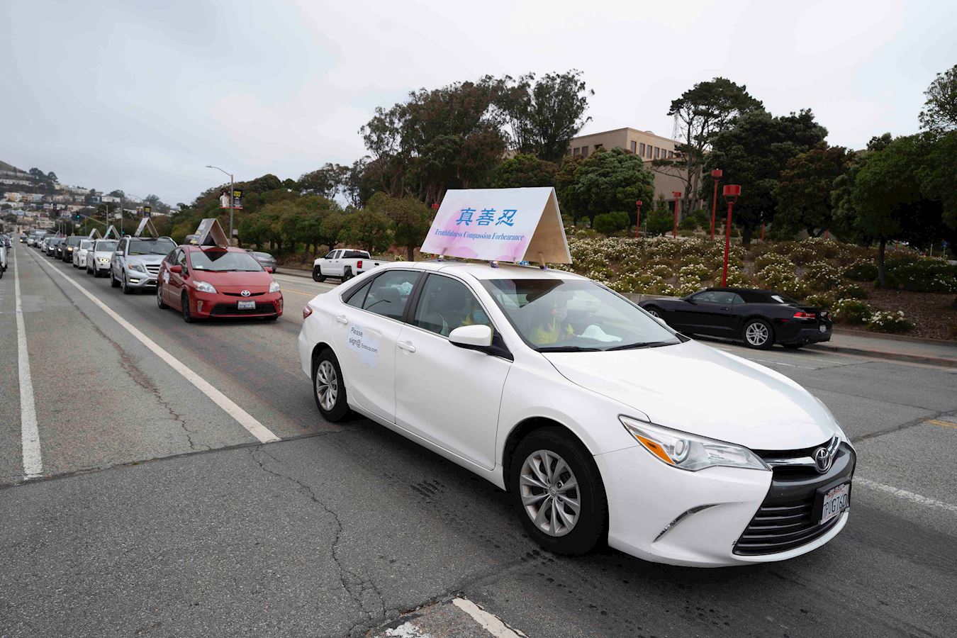 Image for article San Francisco : Un défilé de voitures sensibilise aux 21 années de persécution
