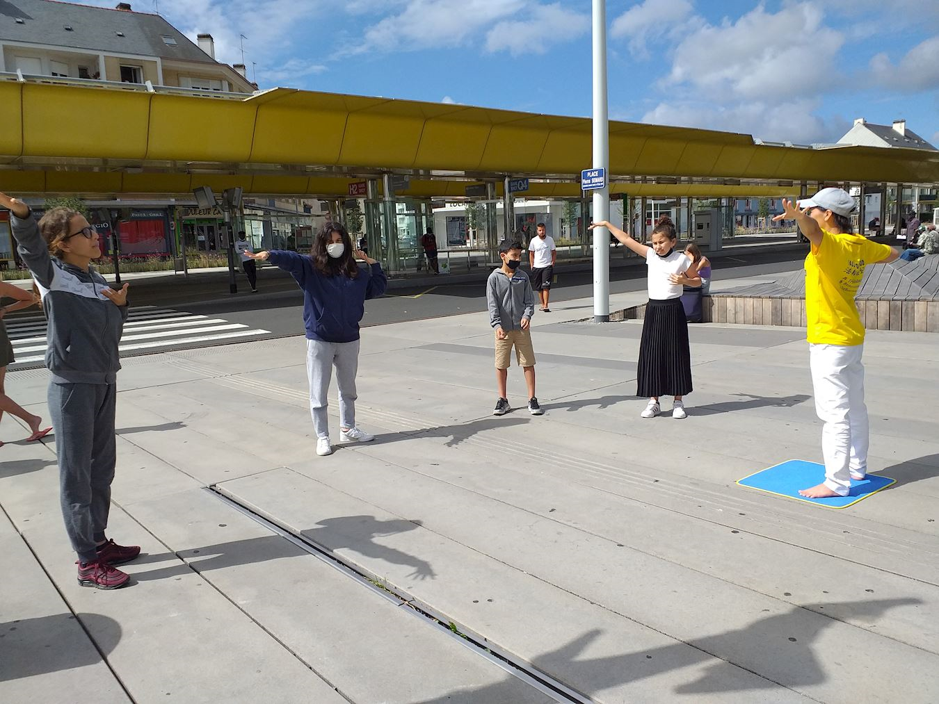 Image for article Nantes, France : Les gens condamnent la persécution du Falun Gong
