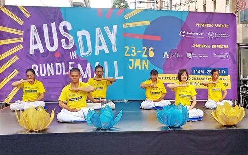 Image for article Adélaïde, Australie : Les pratiquants de Falun Gong bien accueillis aux célébrations de la fête nationale
