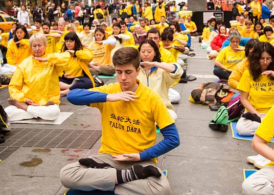 Image for article Canada : Près de 2000 personnes ont assisté aux cours de Falun Dafa en ligne pendant la pandémie