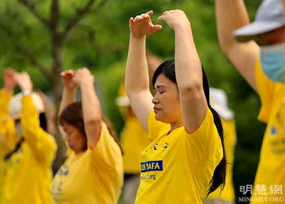 Image for article Une ancienne coordinatrice bénévole du Falun Gong témoigne des crimes contre l’humanité commis par le PCC
