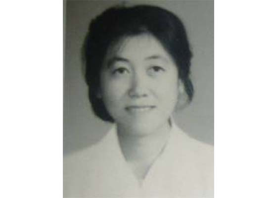 Image for article Nouvelles tardives : Vingt jours après son arrestation pour avoir affiché des documents sur le Falun Gong, une femme du Liaoning meurt après avoir été gavée