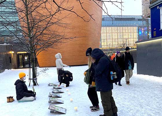 Image for article Des habitants de Finlande signent une pétition en soutien à la fin de la persécution en cours par le PCC