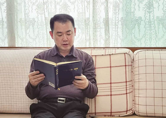 Image for article Un employé du gouvernement sud-coréen arrête de boire avec facilité après avoir adopté le Falun Gong