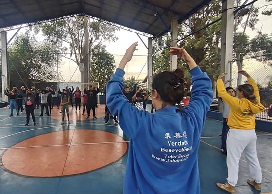 Image for article Brésil : Les élèves à Sao Paulo aiment le Falun Gong