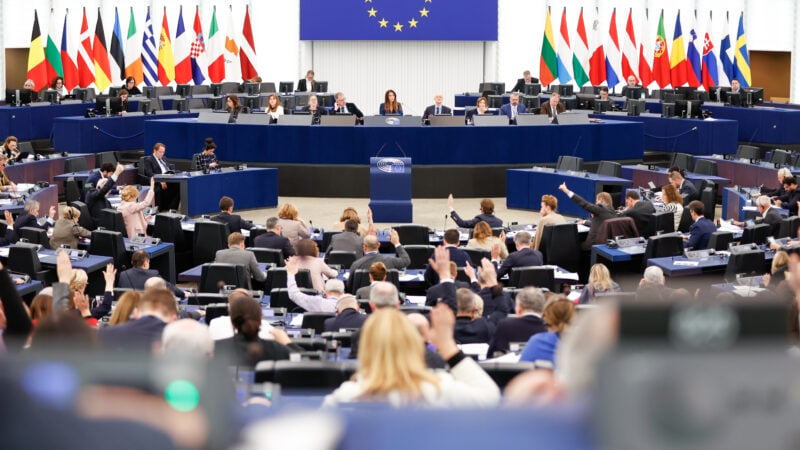 Image for article Le Parlement européen adopte une résolution exigeant que le PCC mette immédiatement fin à la persécution du Falun Gong