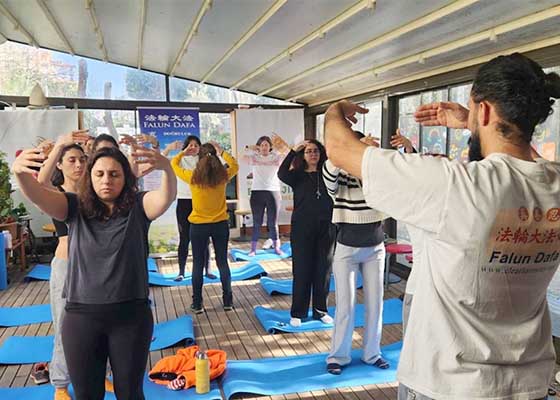 Image for article Turquie : Des activités du Falun Dafa à Istanbul et à Samsun
