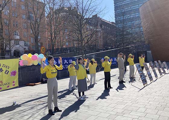 Image for article Finlande : Célébrer la Journée mondiale du Falun Dafa du 13 mai à Helsinki