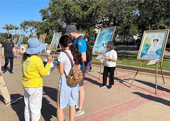 Image for article San Diego : Exposition d’art sur le Falun Dafa au parc Balboa