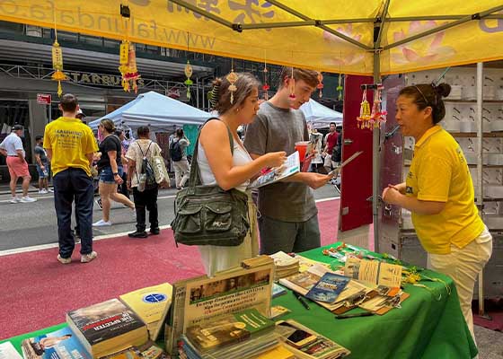 Image for article New York : Présenter le Falun Gong au cœur de Manhattan