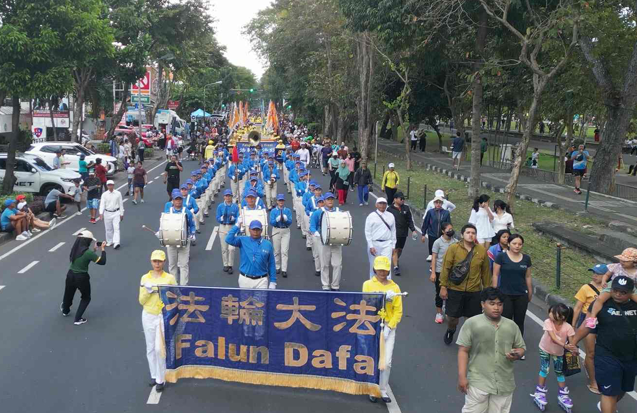 Image for article Indonésie : Des rassemblements et des marches demandent la fin de la persécution du Falun Gong