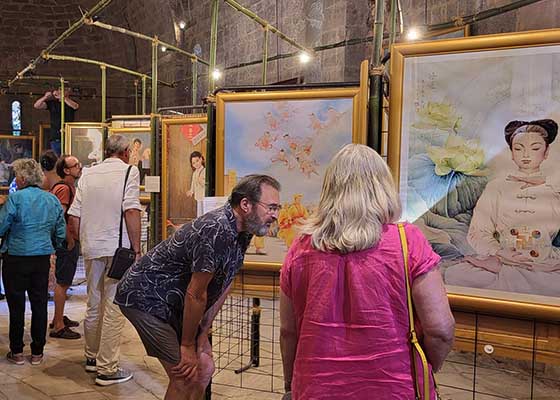 Image for article France : L’exposition L’Art de Zhen Shan Ren organisée à Figanières touche des personnes de tous horizons