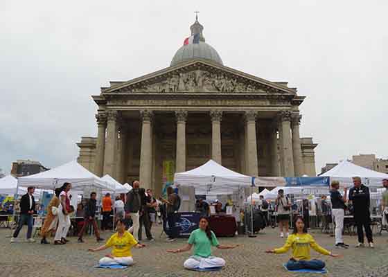 Image for article France : Le Falun Gong accueilli dans des festivals communautaires