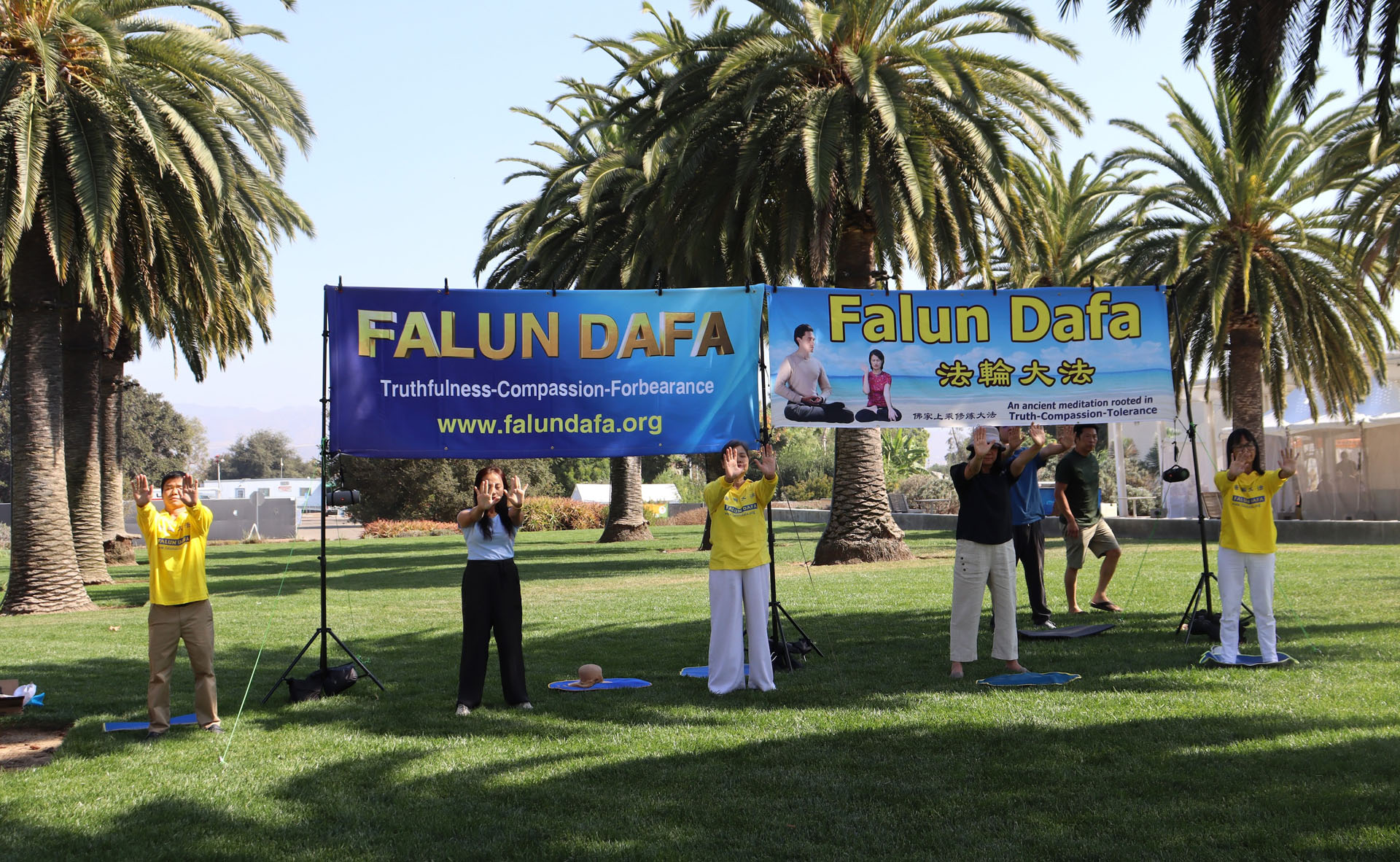 Image for article Irvine, Californie : Le Falun Dafa soutenu au festival mondial du village