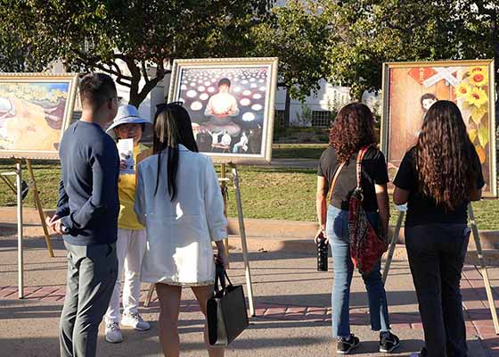 Image for article Californie : Les gens signent une pétition pour soutenir la loi sur la protection du Falun Gong