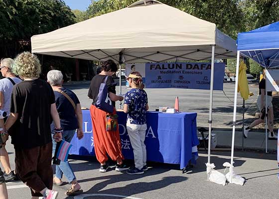 Image for article Arkansas, États-Unis : Présentation du Falun Dafa à la fête de la récolte