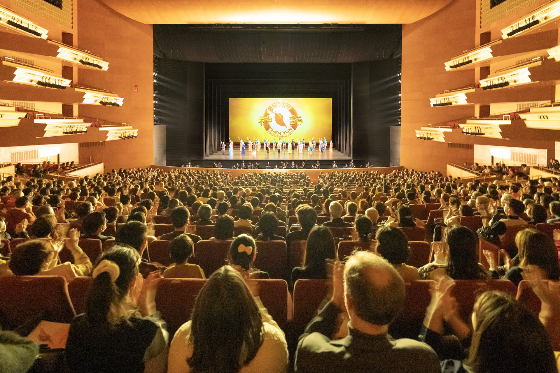 Image for article Les spectateurs de trois villes japonaises admirent Shen Yun : « Un choix de premier ordre à ne pas manquer »