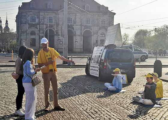 Image for article Allemagne : Deux rassemblements pour demander la fin de la persécution du Falun Dafa perpétrée par le PCC