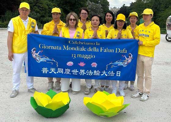 Image for article Italie : Les pratiquants de différentes villes célèbrent la Journée mondiale du Falun Dafa