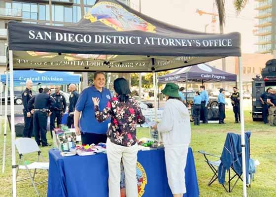 Image for article San Diego, Californie : Dénoncer la répression transnationale du régime communiste chinois lors de la « National Night Out »