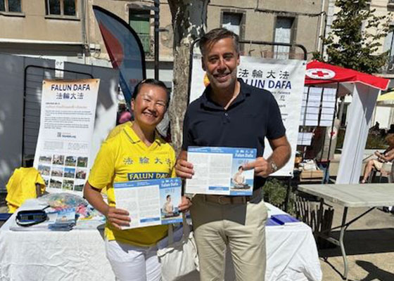 Image for article France : Le Falun Dafa accueilli au Forum des associations à Agde