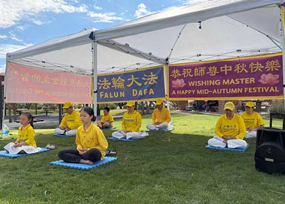 Image for article Las Vegas, Nevada : Présentation du Falun Dafa au parc Exploration Peak