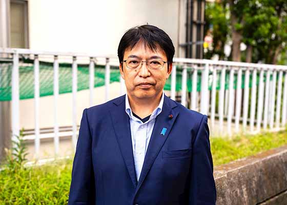 Image for article Japon : Un membre du conseil municipal de Zushi manifeste devant l’ambassade de Chine à Tokyo