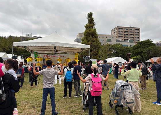 Image for article Japon : Présentation du Falun Dafa au Festival des citoyens de la ville de Koto
