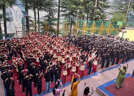 Image for article Kinnaur, Inde : Les directeurs d’école et les éducateurs près de l’Himalaya font l’éloge du Falun Dafa