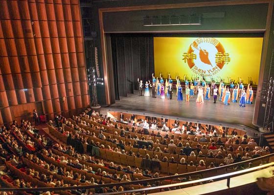 Image for article Shen Yun se produit sur trois continents pendant le Nouvel An chinois : « Important pour le monde entier »