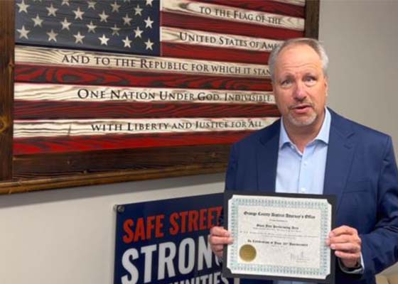 Image for article Le procureur général du comté d’Orange rend hommage à Shen Yun et lui souhaite la bienvenue à New York