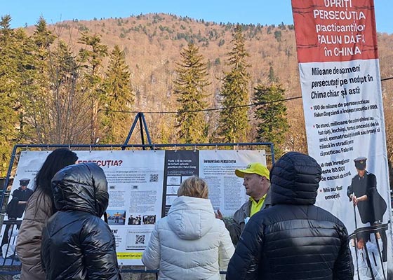 Image for article Les Roumains font l’éloge du principe Authenticité-Bienveillance-Tolérance du Falun Dafa