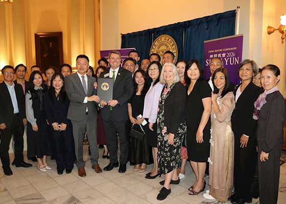 Image for article Caroline du Sud : Le gouverneur, le maire et des élus publient des proclamations pour féliciter Shen Yun Performing Arts