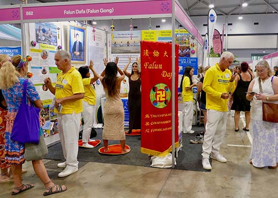 Image for article Présentation du Falun Dafa au Festival « Mind Body Spirit » à Brisbane, Australie
